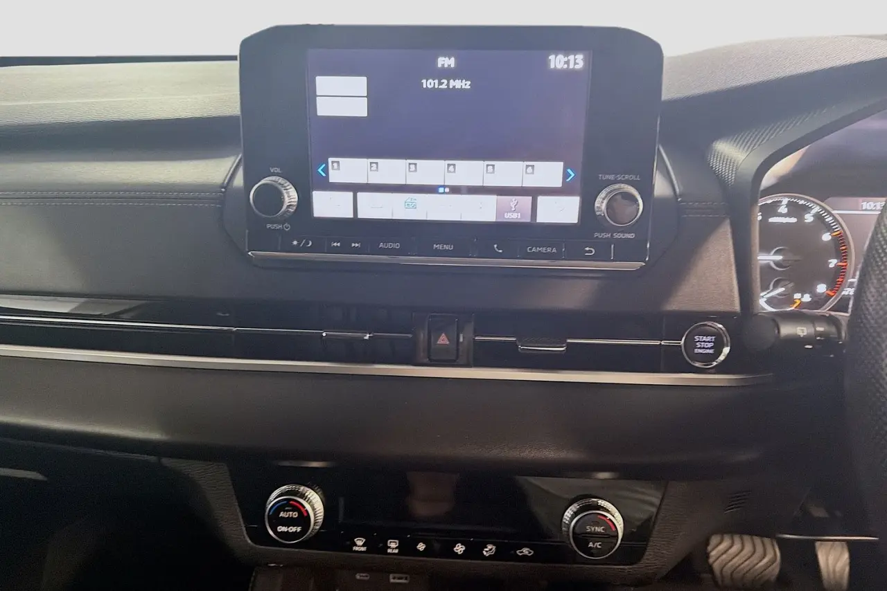 2023 Mitsubishi Outlander Gallery Image 14