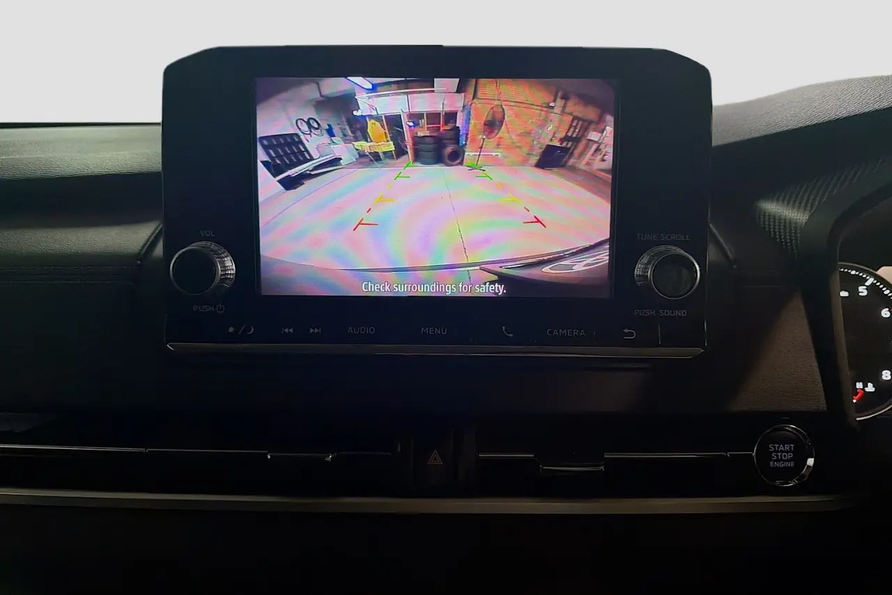 2023 Mitsubishi Outlander Gallery Image 15