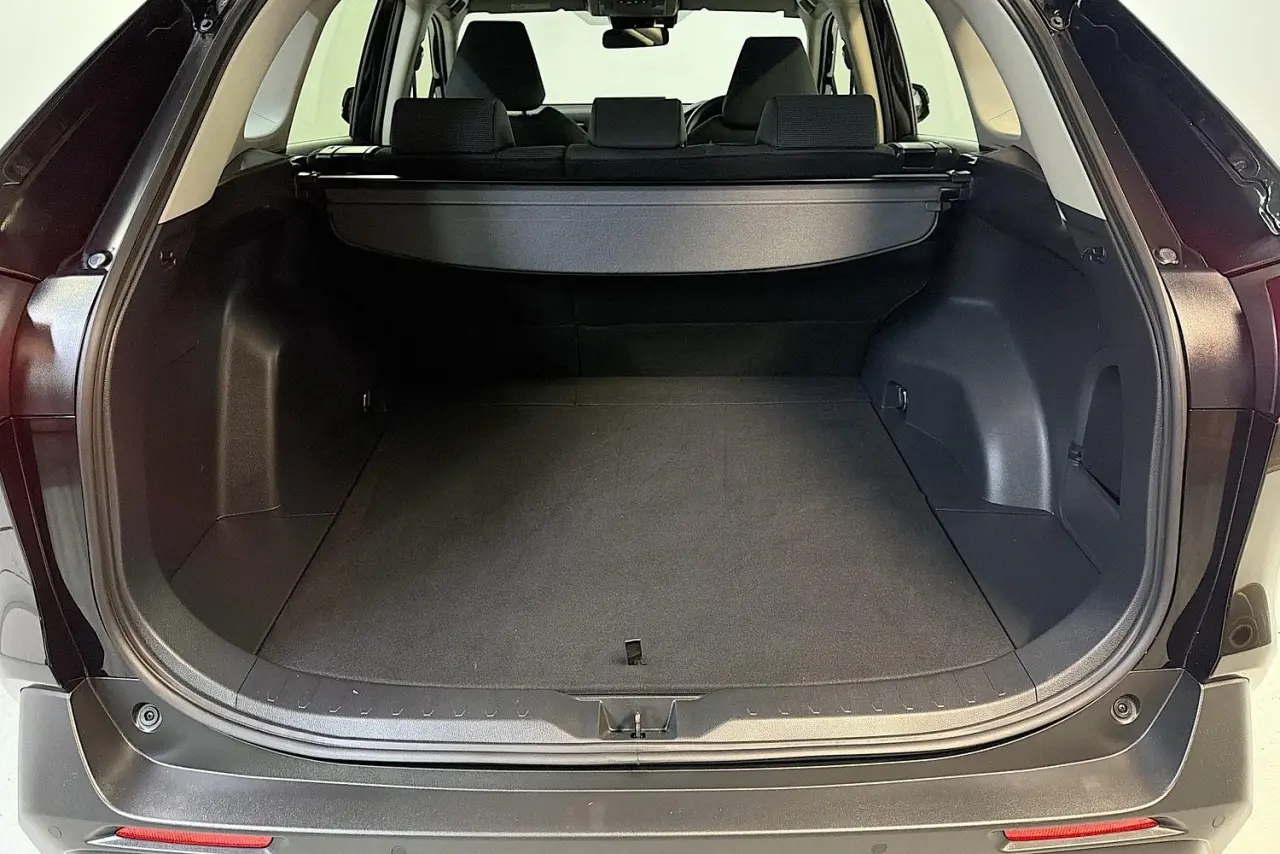 2025 Toyota RAV4 Gallery Image 25