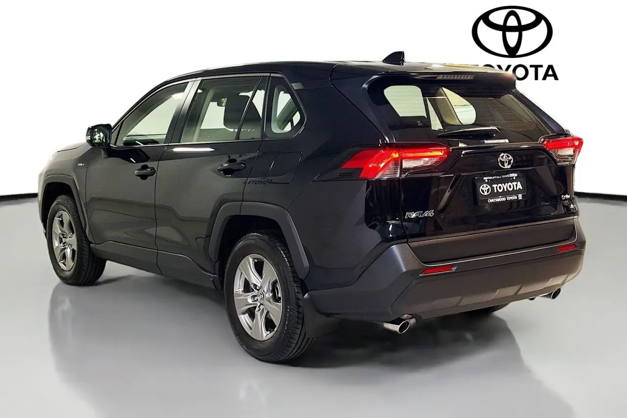 2025 Toyota RAV4 Gallery Image 6