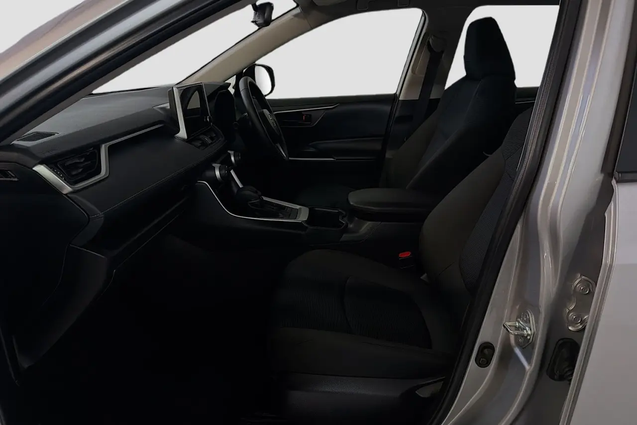 2024 Toyota RAV4 Gallery Image 23