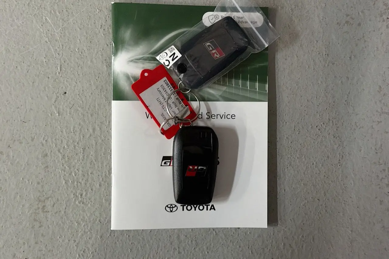 2024 Toyota RAV4 Gallery Image 30