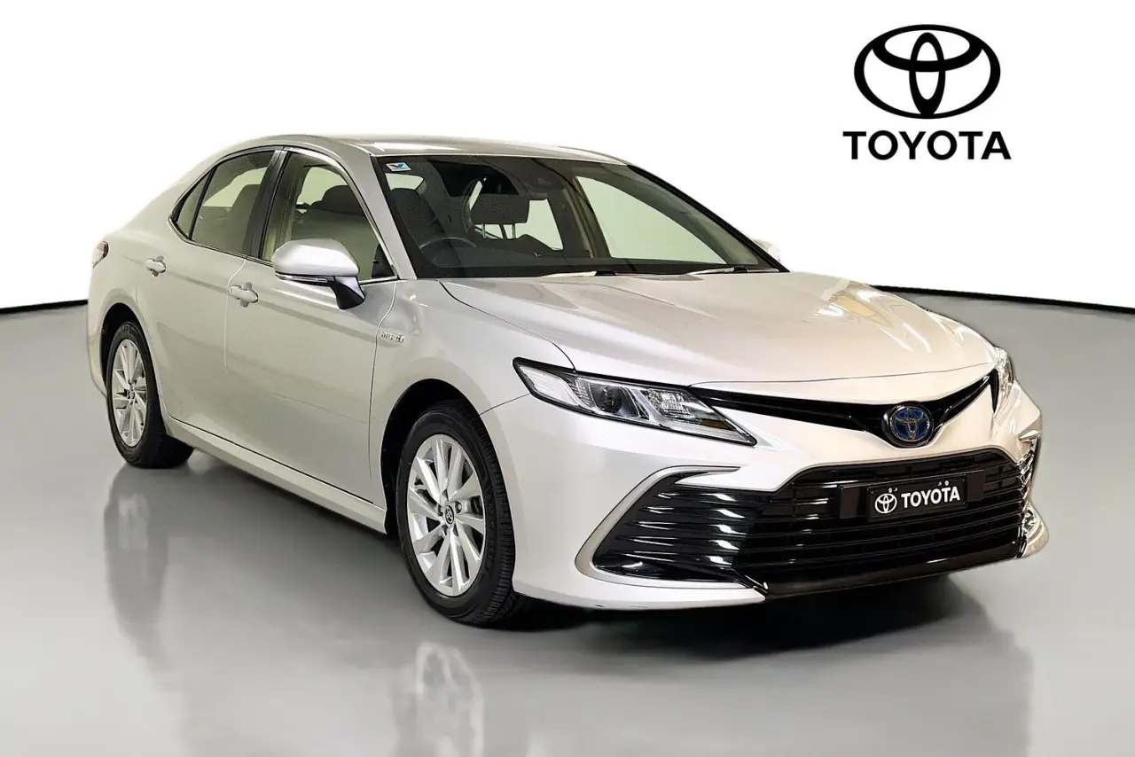 2024 Toyota Camry Gallery Image 1