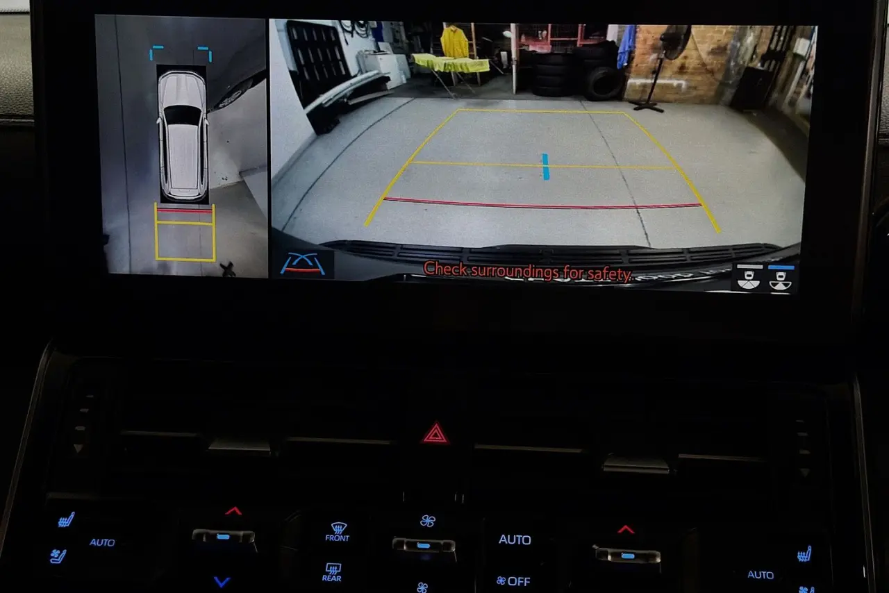 2023 Toyota Landcruiser Gallery Image 16