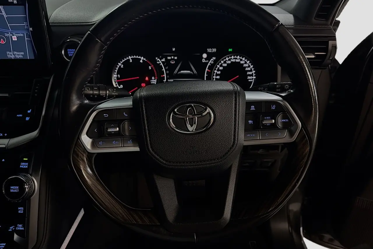 2023 Toyota Landcruiser Gallery Image 21