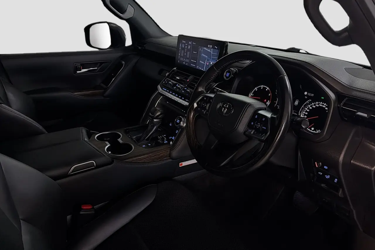 2023 Toyota Landcruiser Gallery Image 23