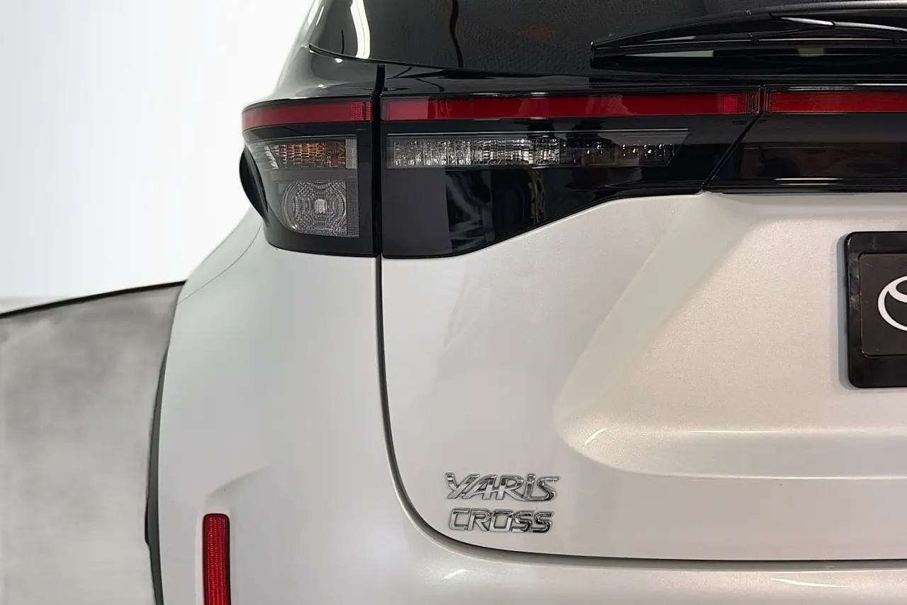 2023 Toyota Yaris Cross Gallery Image 8