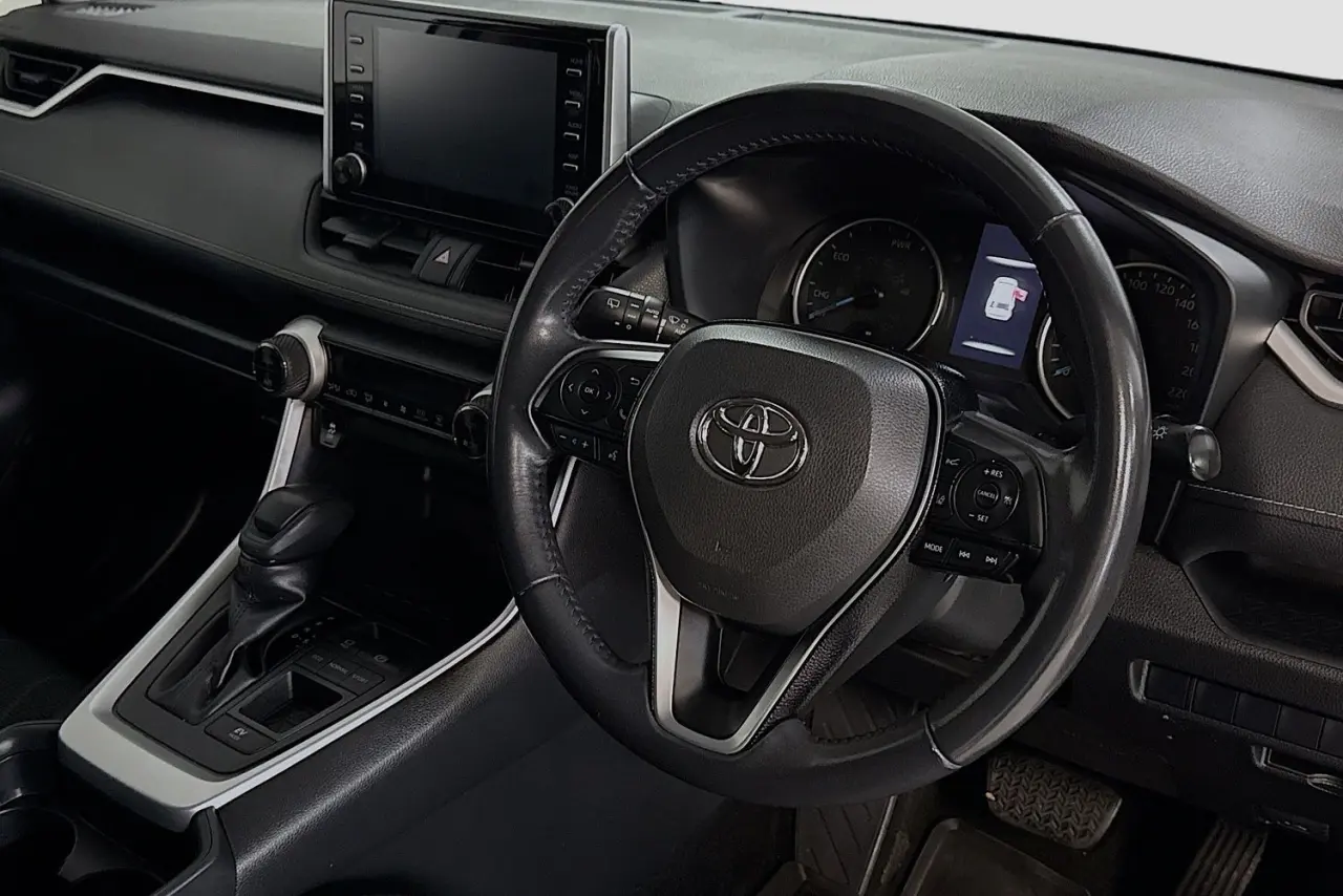 2021 Toyota RAV4 Gallery Image 14