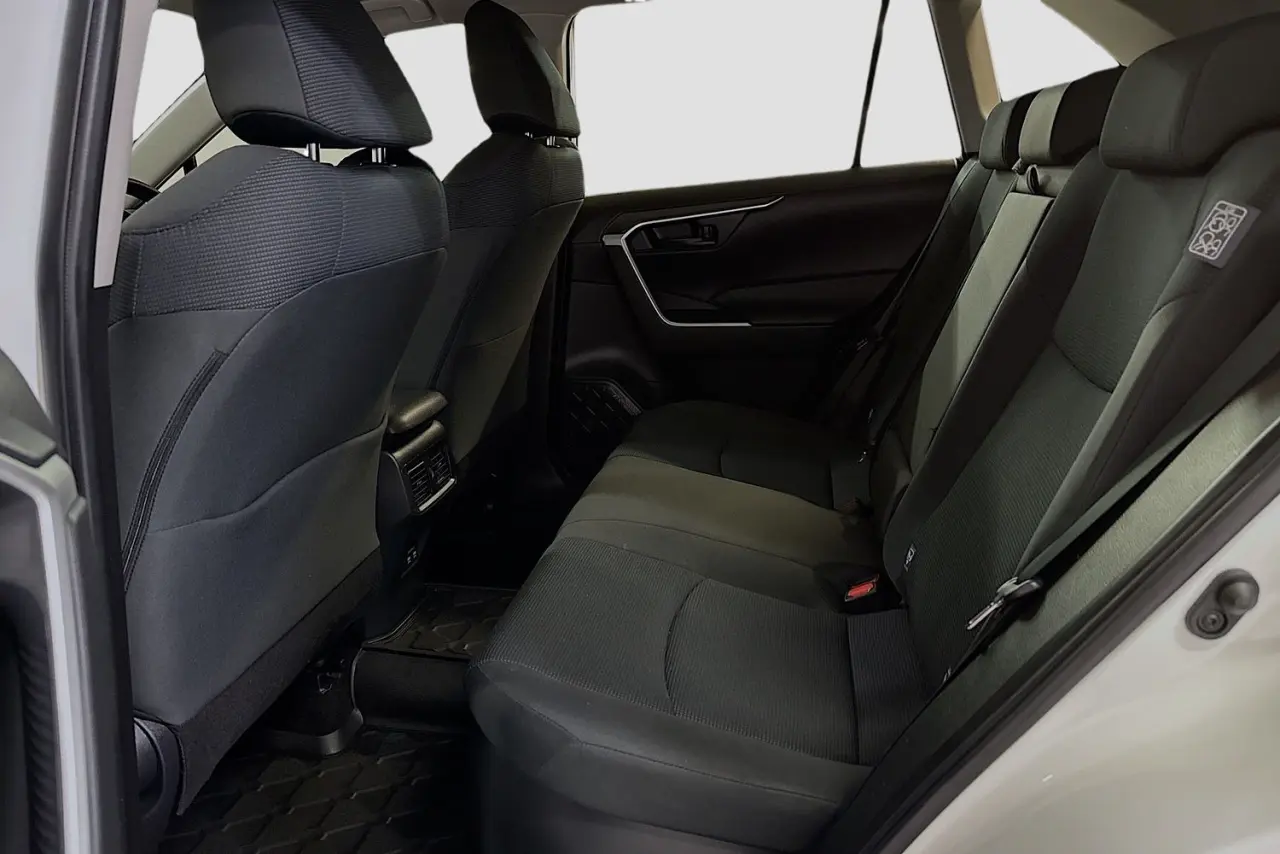 2021 Toyota RAV4 Gallery Image 26