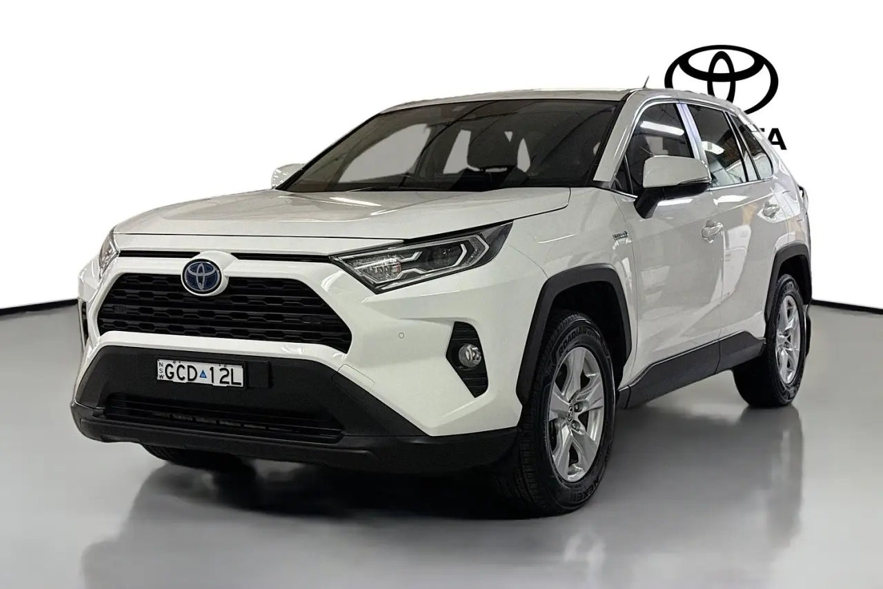 2021 Toyota RAV4 Gallery Image 4