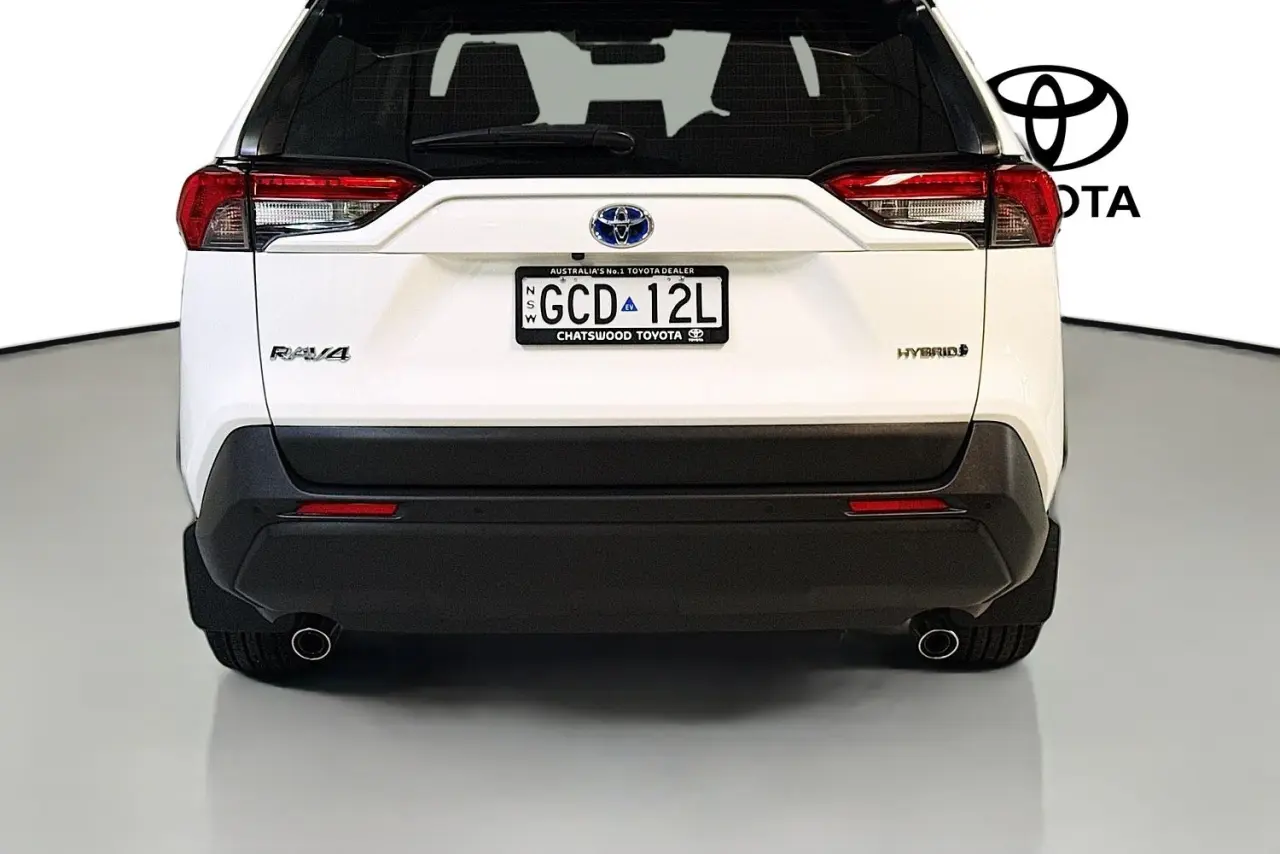 2021 Toyota RAV4 Gallery Image 7