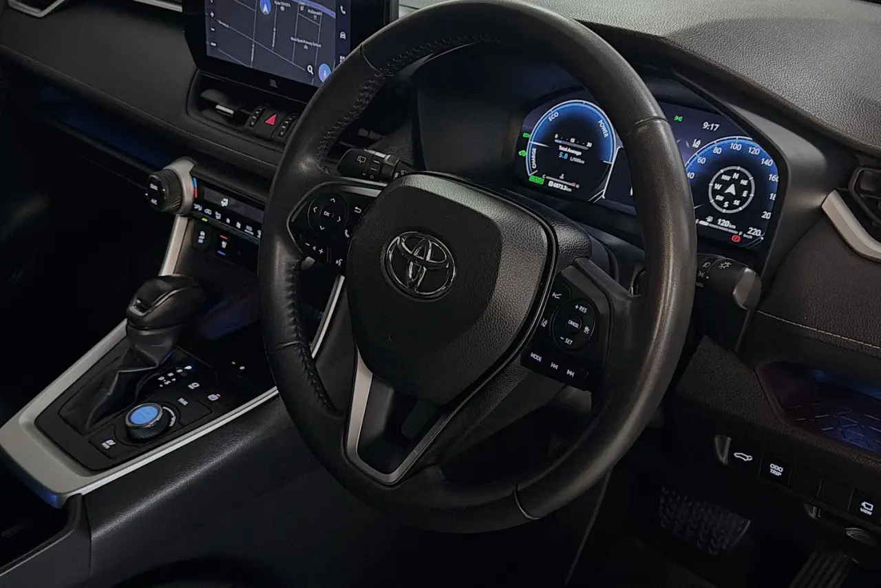 2024 Toyota RAV4 Gallery Image 14