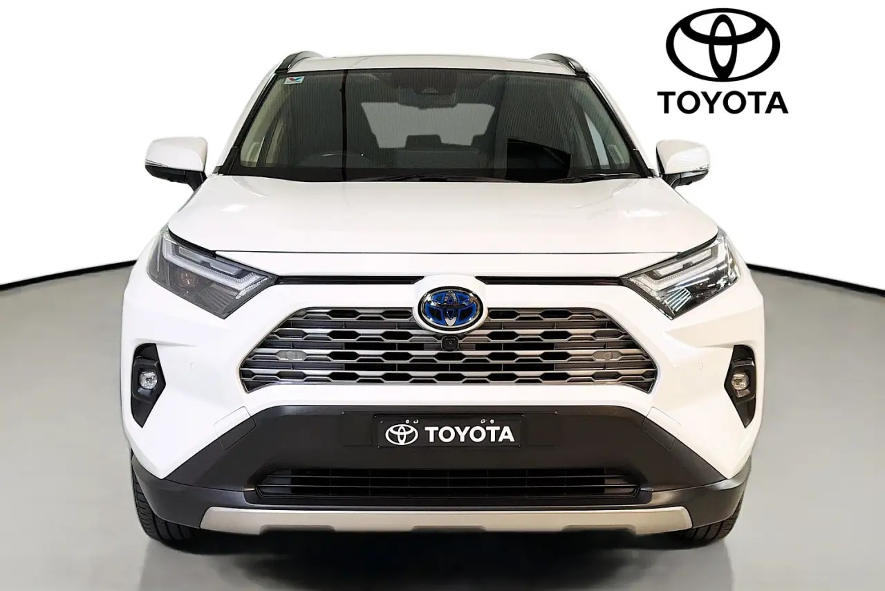 2024 Toyota RAV4 Gallery Image 2