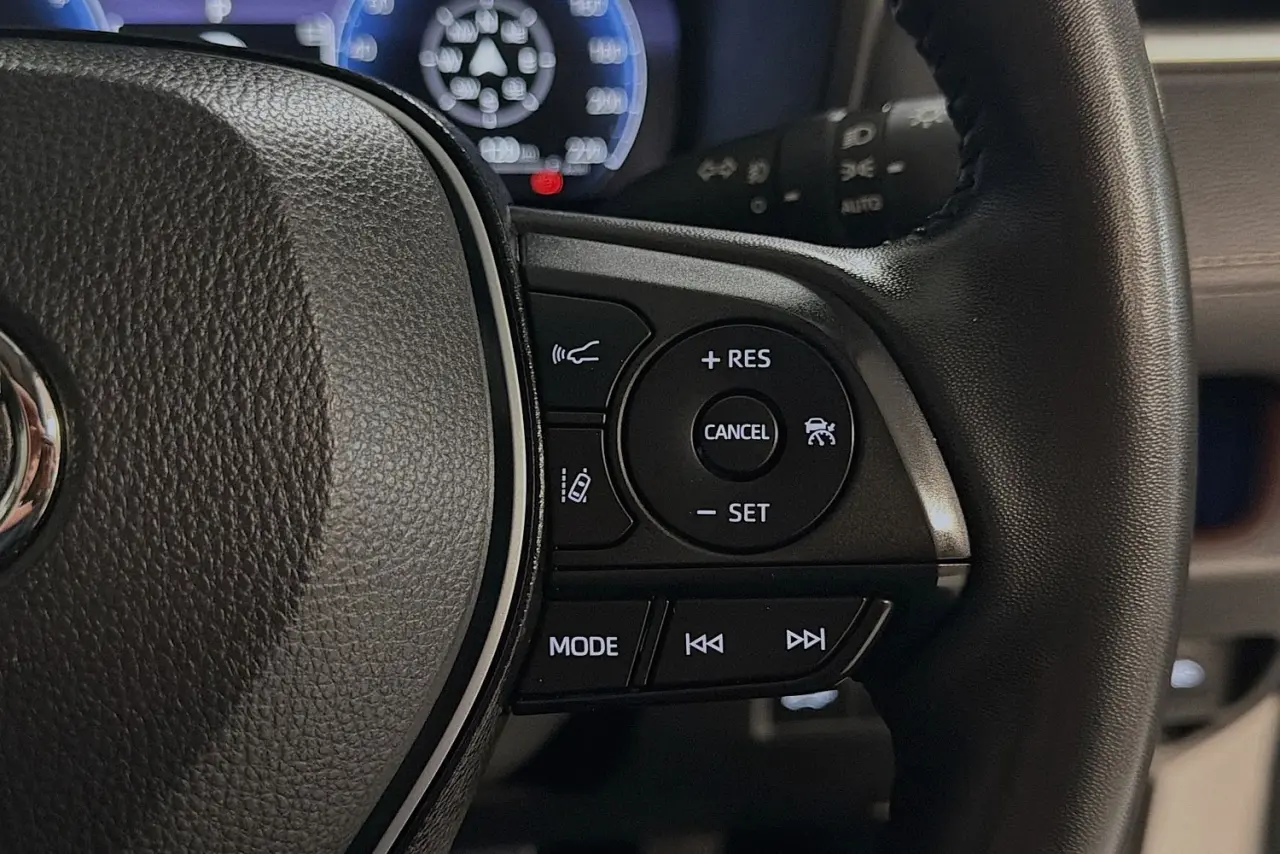 2024 Toyota RAV4 Gallery Image 20