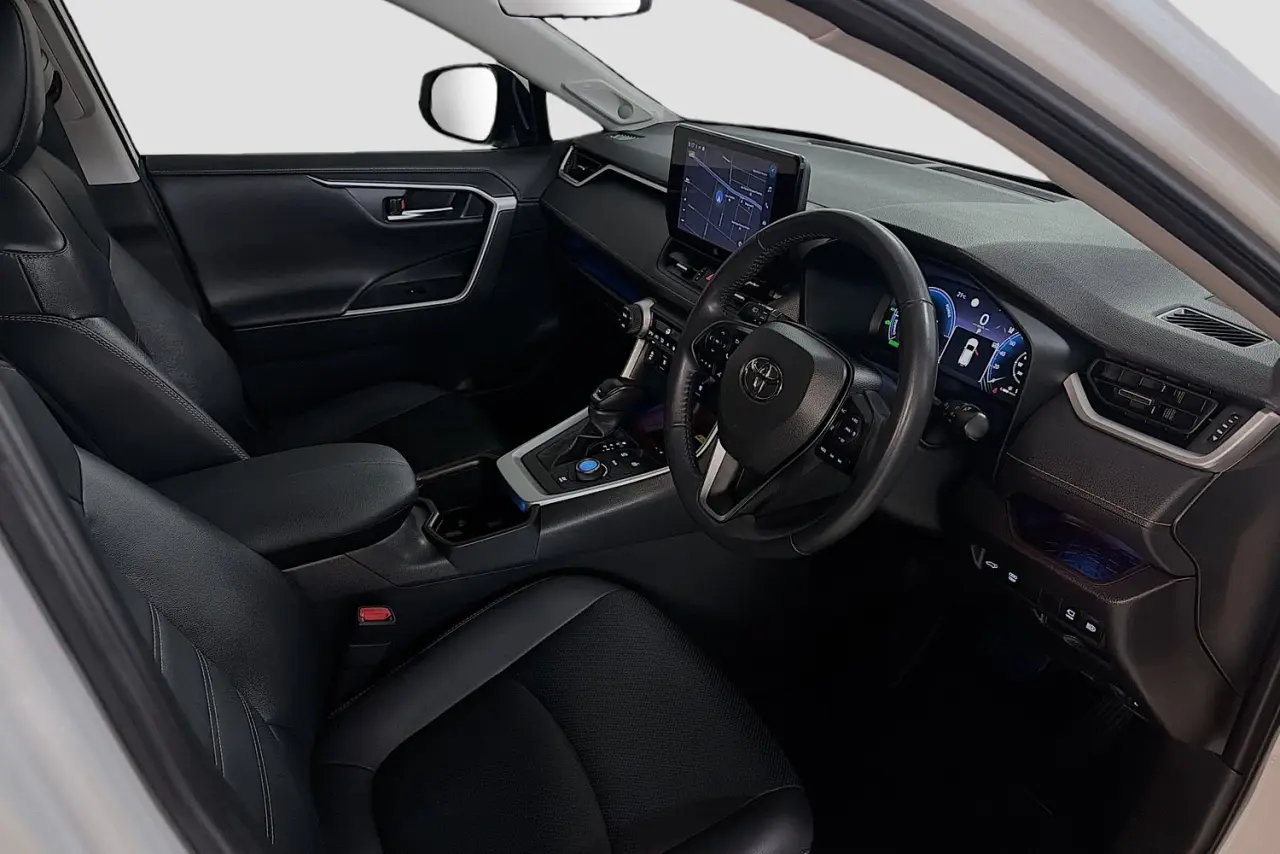 2024 Toyota RAV4 Gallery Image 23