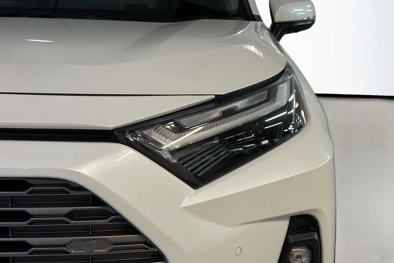 2024 Toyota RAV4 Gallery Image 3