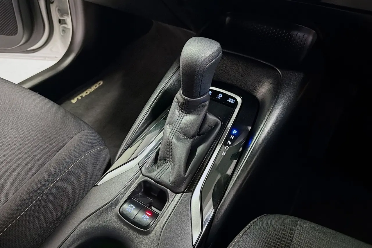 2021 Toyota Corolla Gallery Image 17