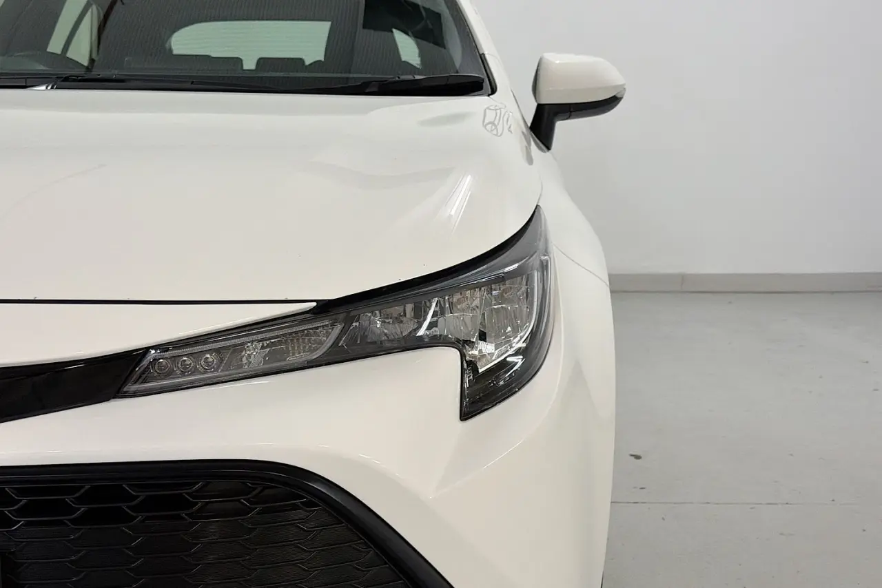 2021 Toyota Corolla Gallery Image 3