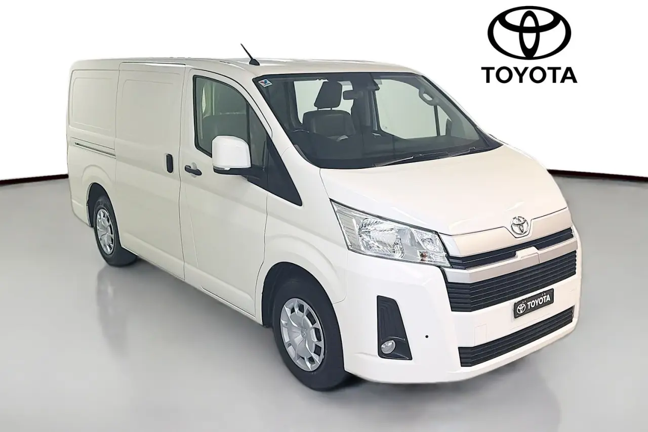 2019 Toyota Hiace Gallery Image 30