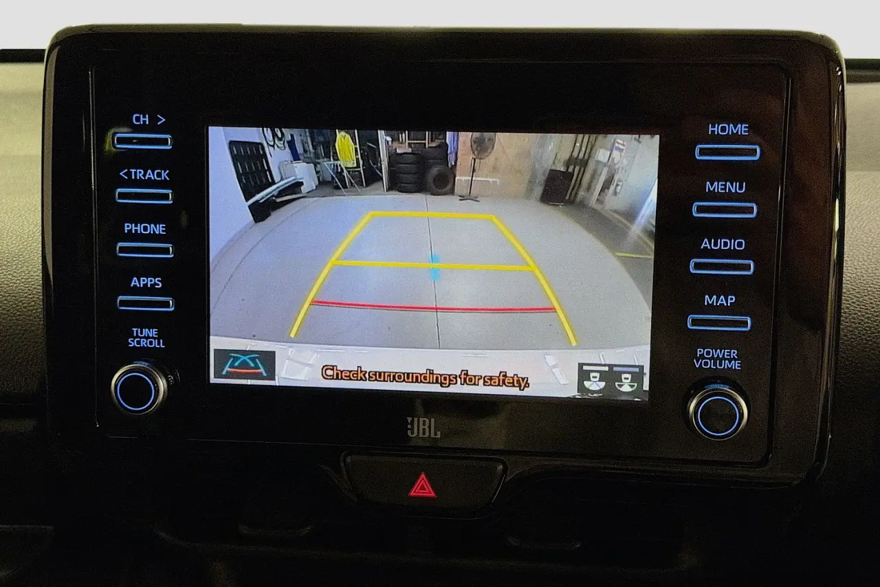 2021 Toyota Yaris Gallery Image 16