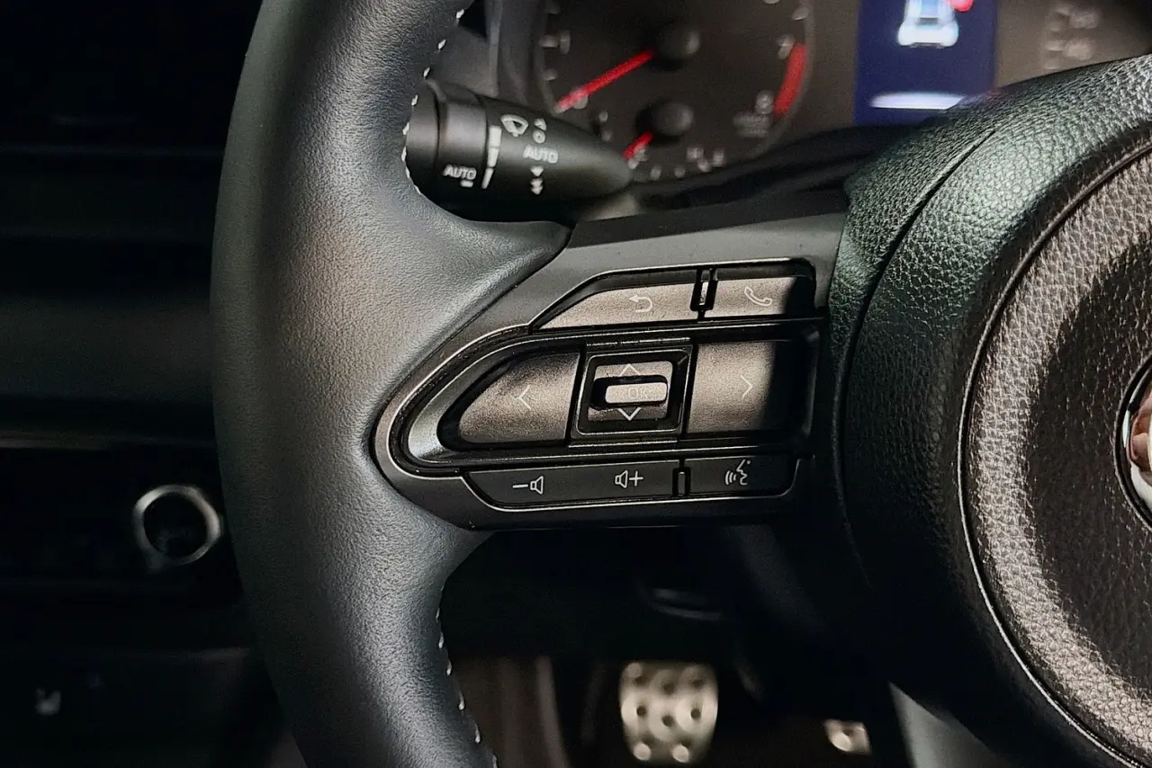 2021 Toyota Yaris Gallery Image 19