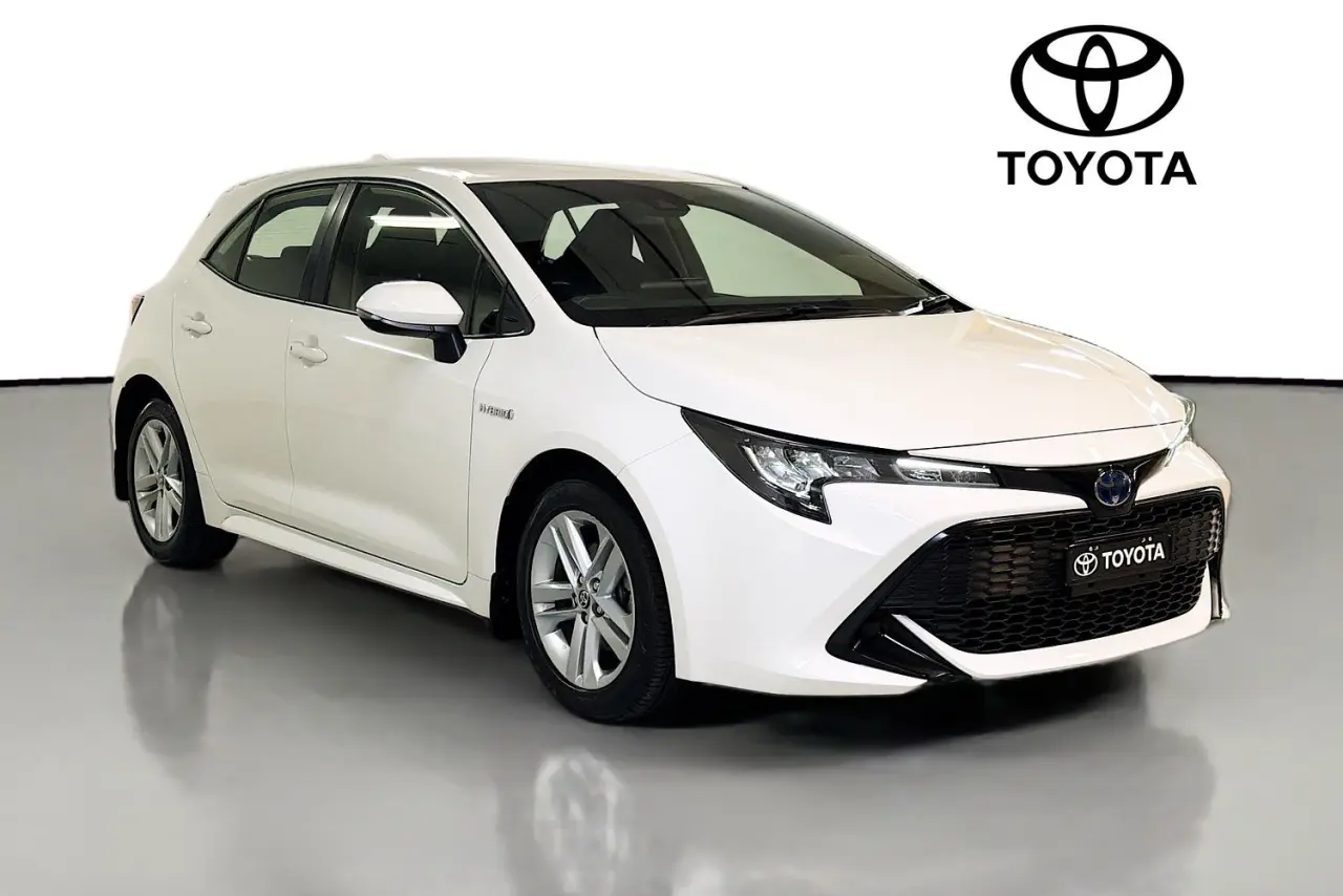 2021 Toyota Corolla Gallery Image 1