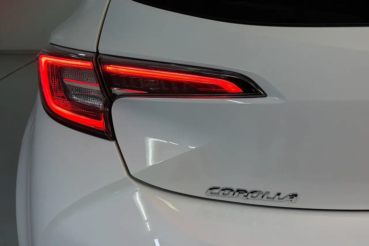 2021 Toyota Corolla Gallery Image 8