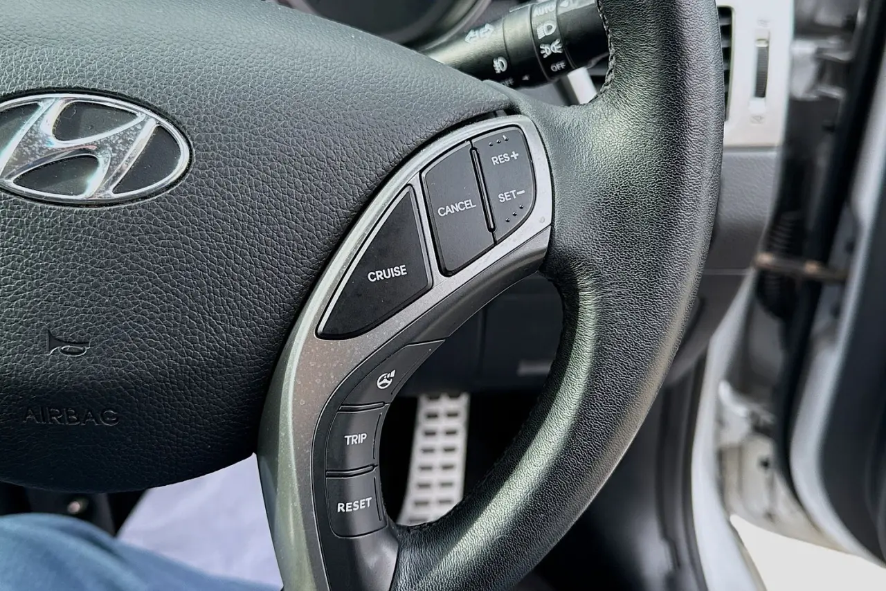 2016 Hyundai i30 Gallery Image 18