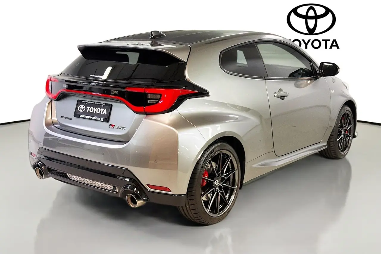 2025 Toyota Yaris Gallery Image 10