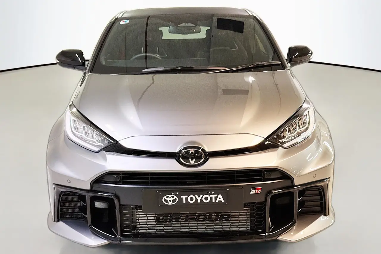 2025 Toyota Yaris Gallery Image 2