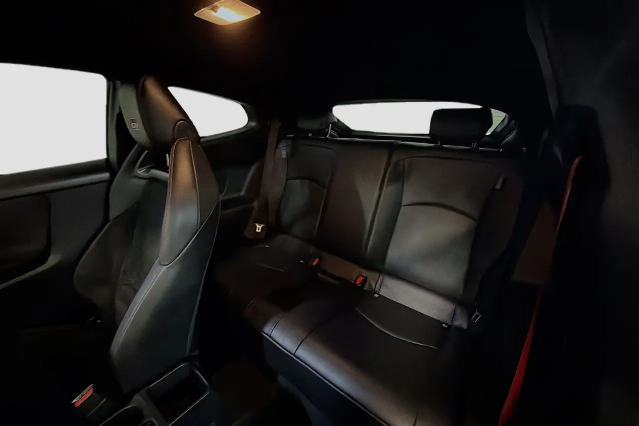 2025 Toyota Yaris Gallery Image 26