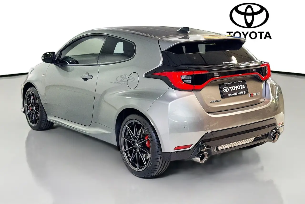 2025 Toyota Yaris Gallery Image 6