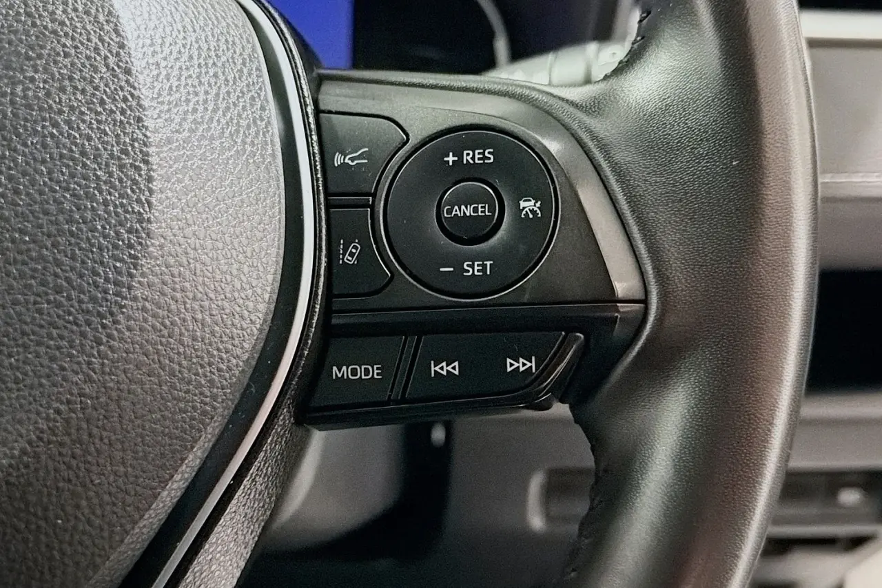 2023 Toyota RAV4 Gallery Image 19