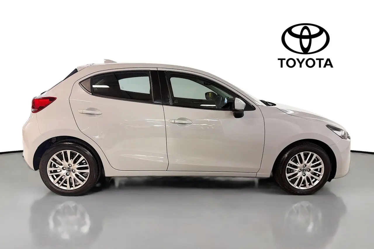 2023 Mazda 2 Gallery Image 11