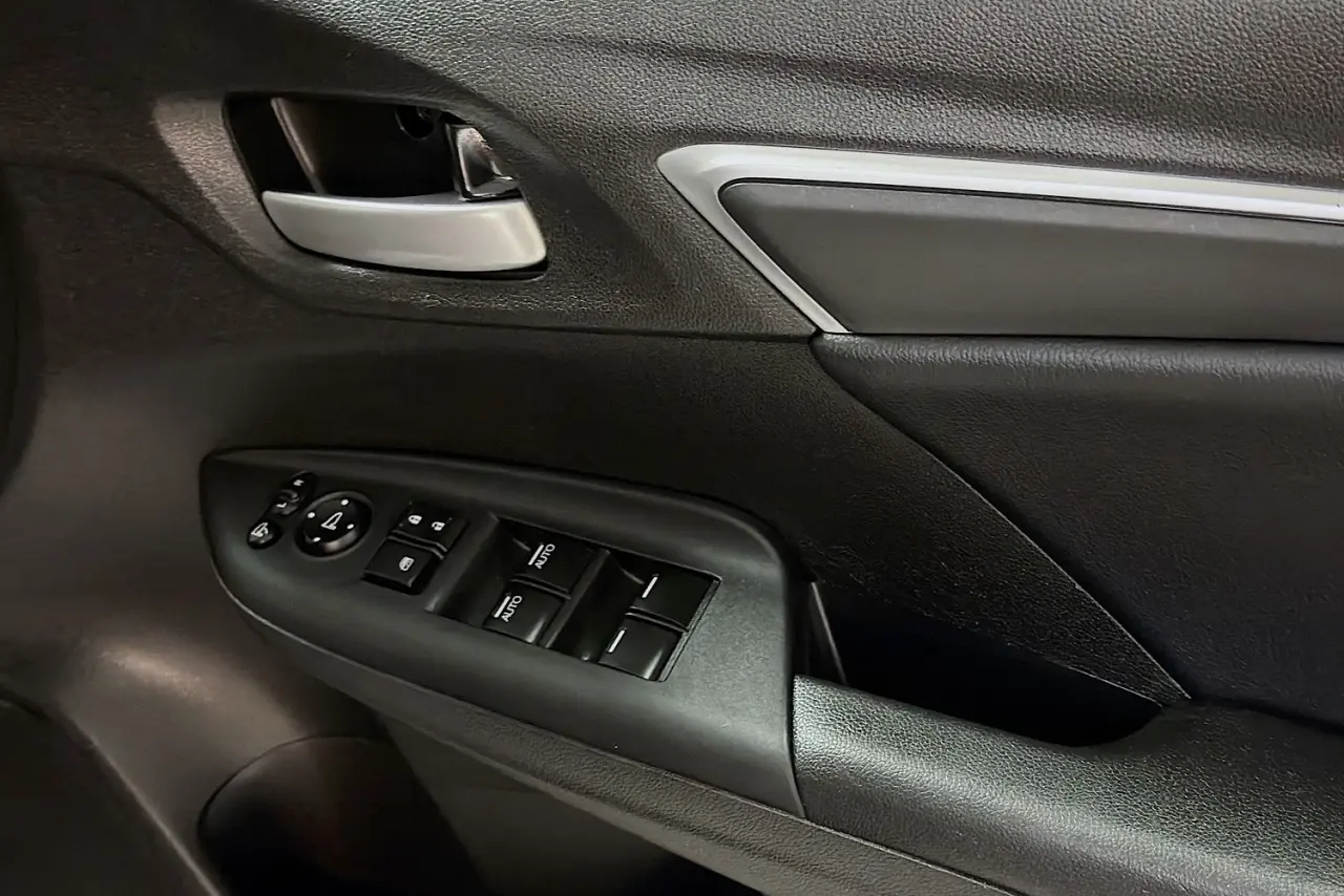 2019 Honda Jazz Gallery Image 24