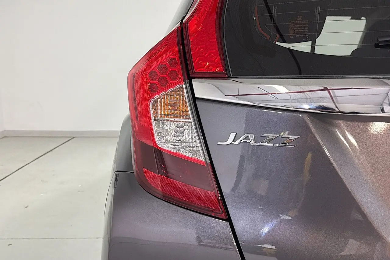 2019 Honda Jazz Gallery Image 8