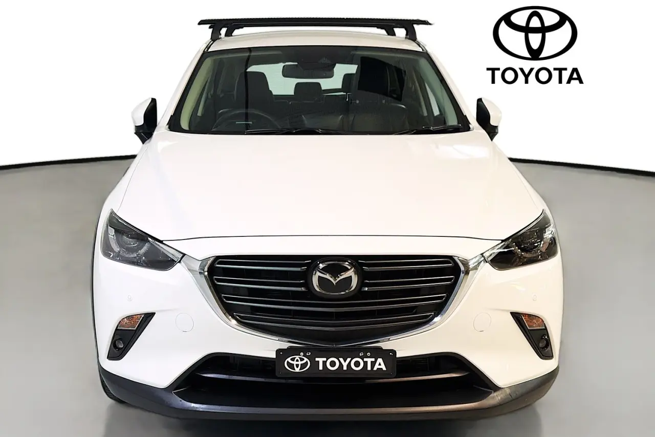 2025 Mazda CX-3 Gallery Image 2