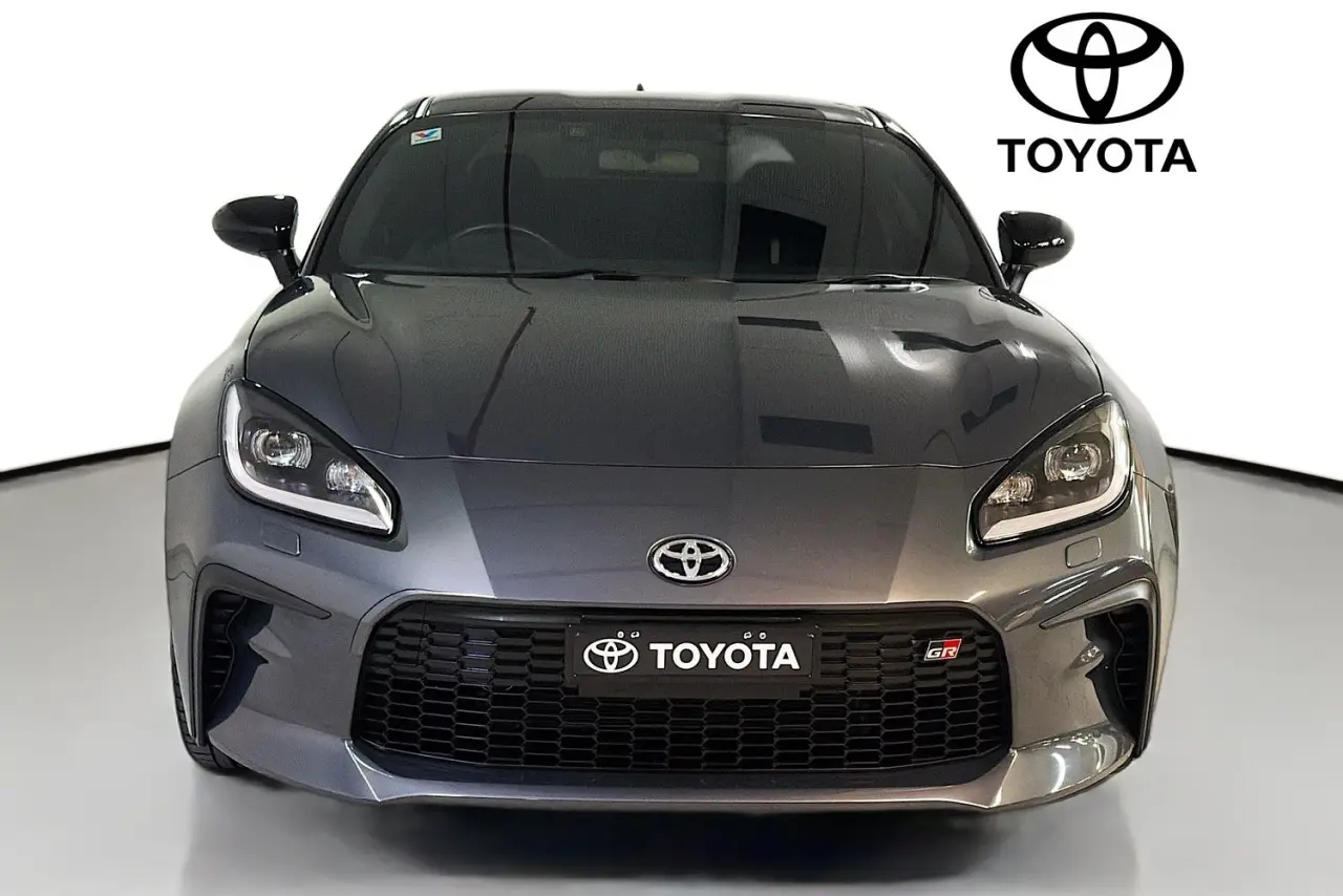 2024 Toyota GR86 Gallery Image 2