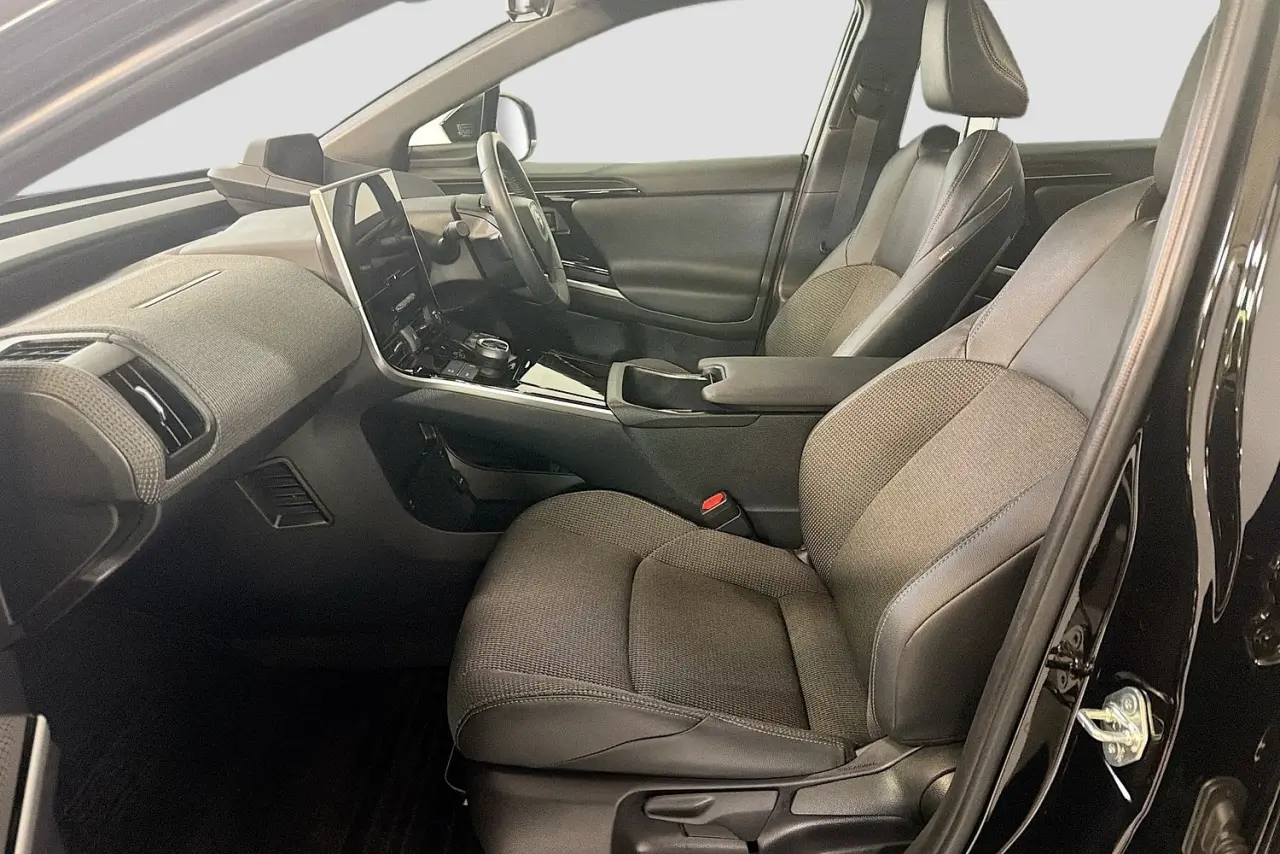 2024 Toyota bZ4X Gallery Image 24