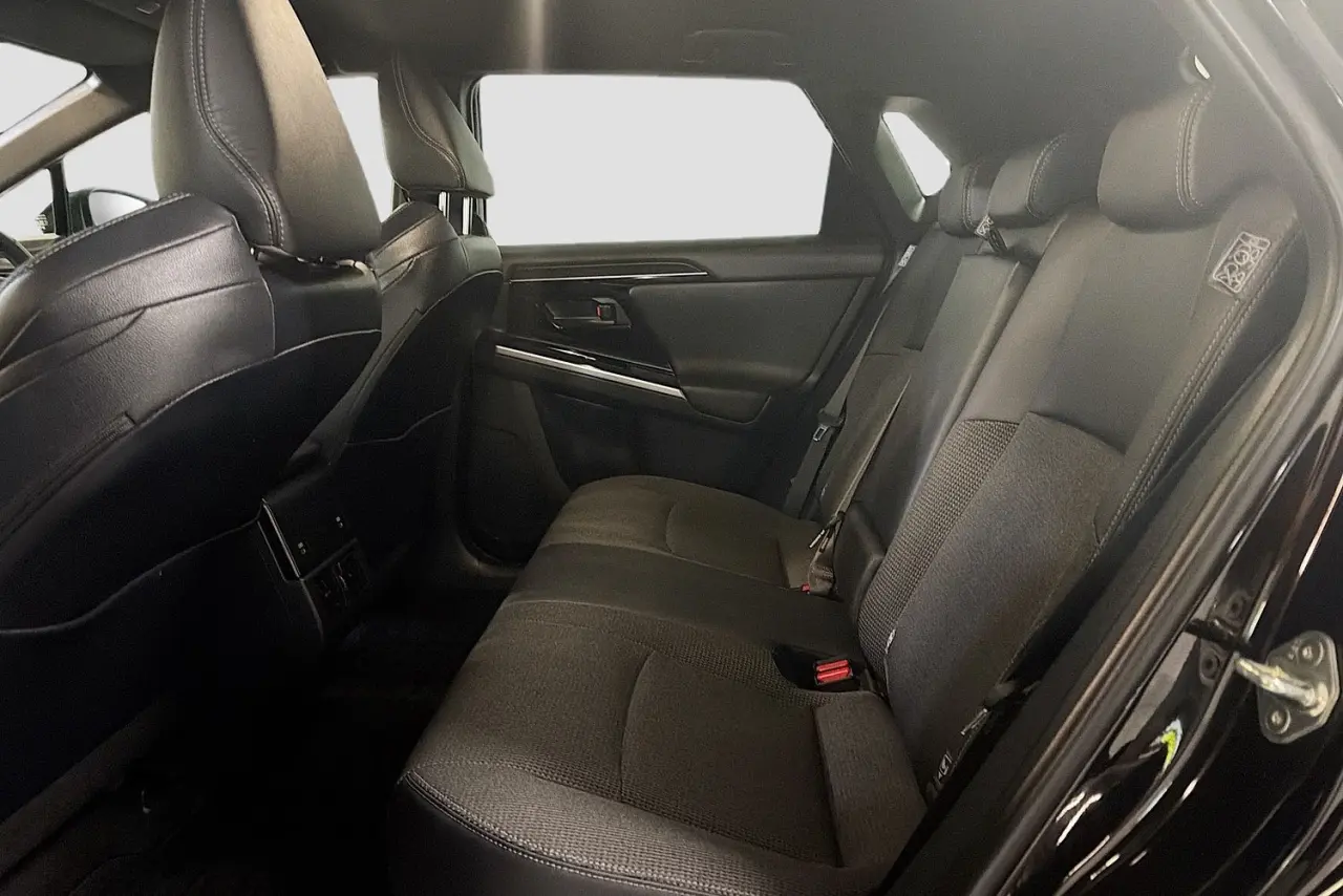 2024 Toyota bZ4X Gallery Image 25