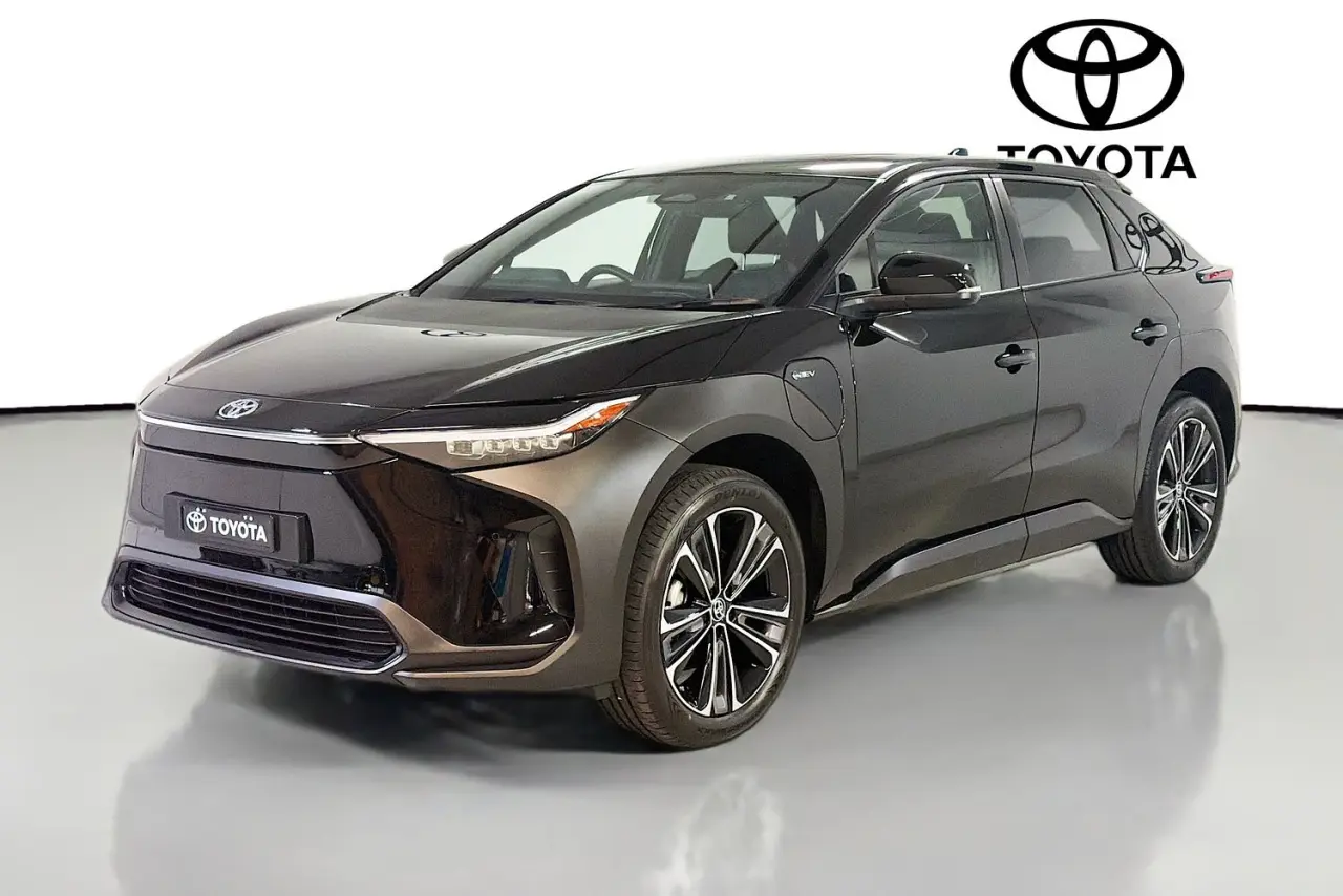 2024 Toyota bZ4X Gallery Image 4