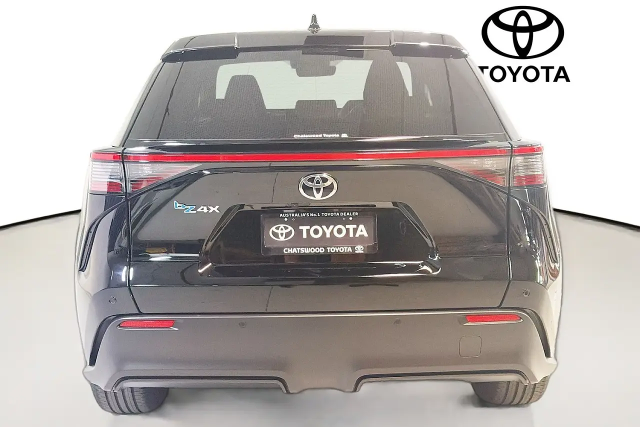2024 Toyota bZ4X Gallery Image 7
