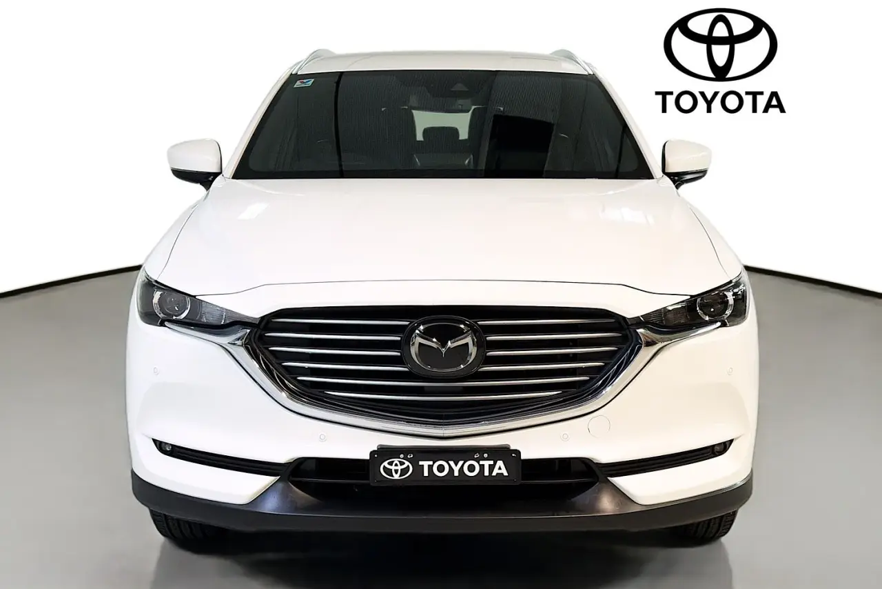 2022 Mazda CX-8 Gallery Image 2