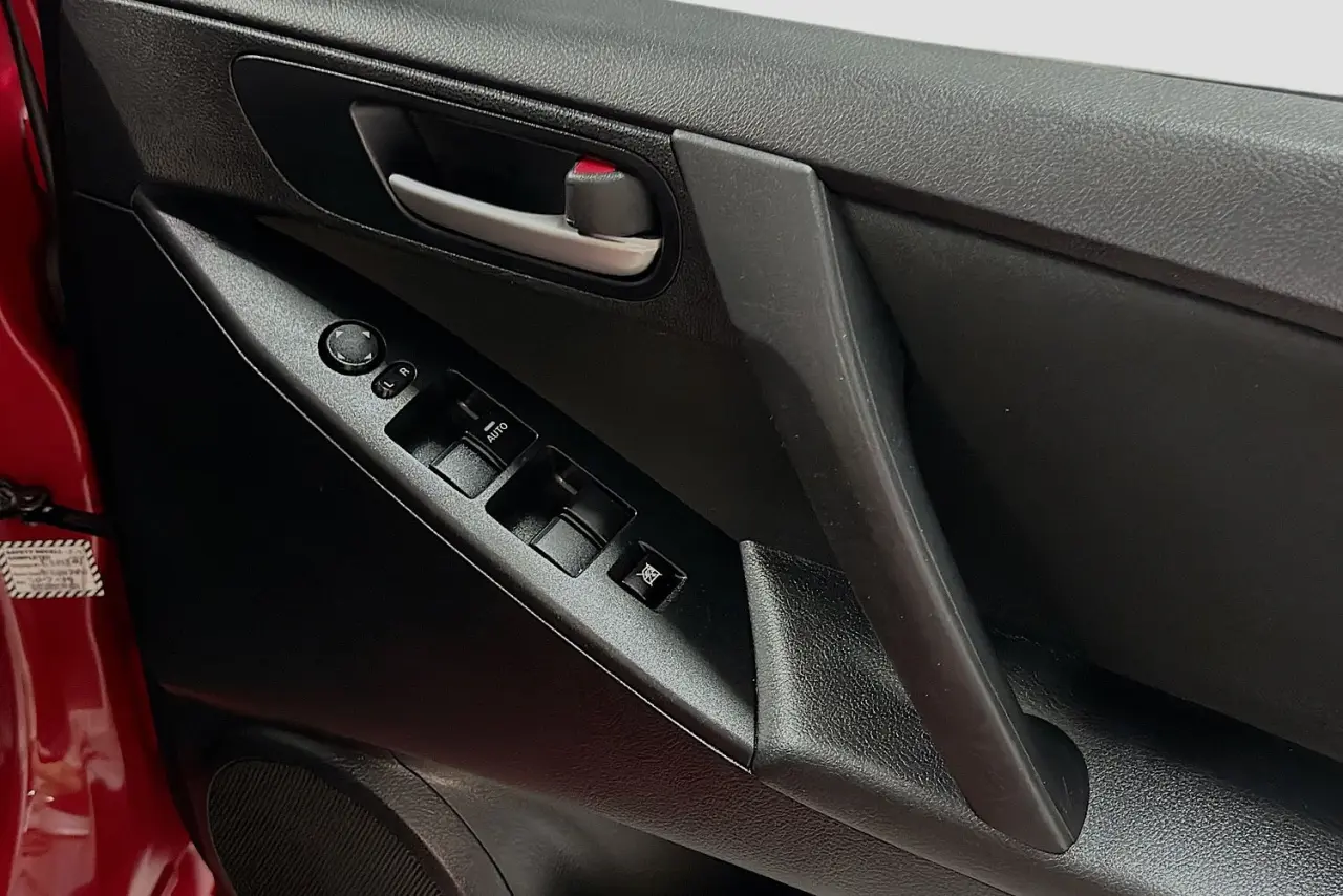 2013 Mazda 3 Gallery Image 22