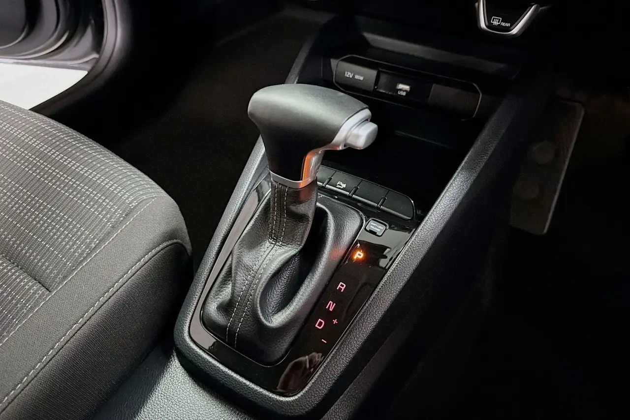 2021 Kia Stonic Gallery Image 18