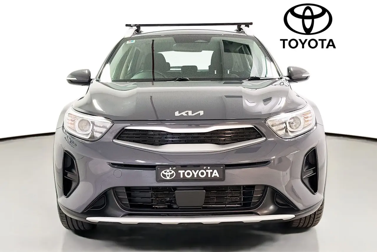 2021 Kia Stonic Gallery Image 2