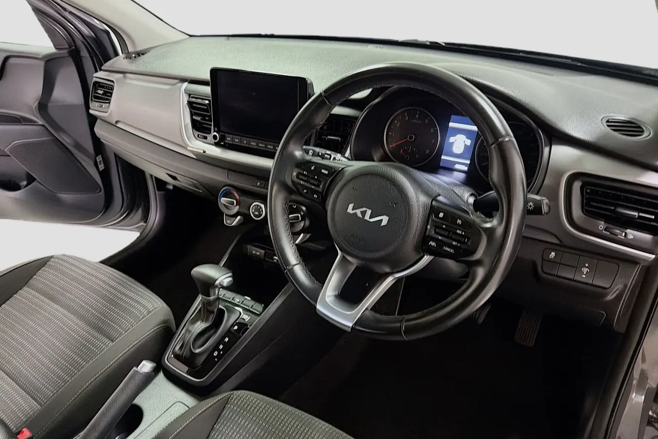 2021 Kia Stonic Gallery Image 23