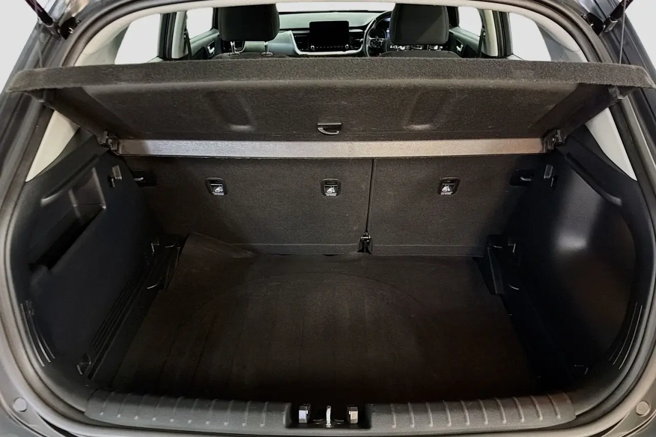 2021 Kia Stonic Gallery Image 27