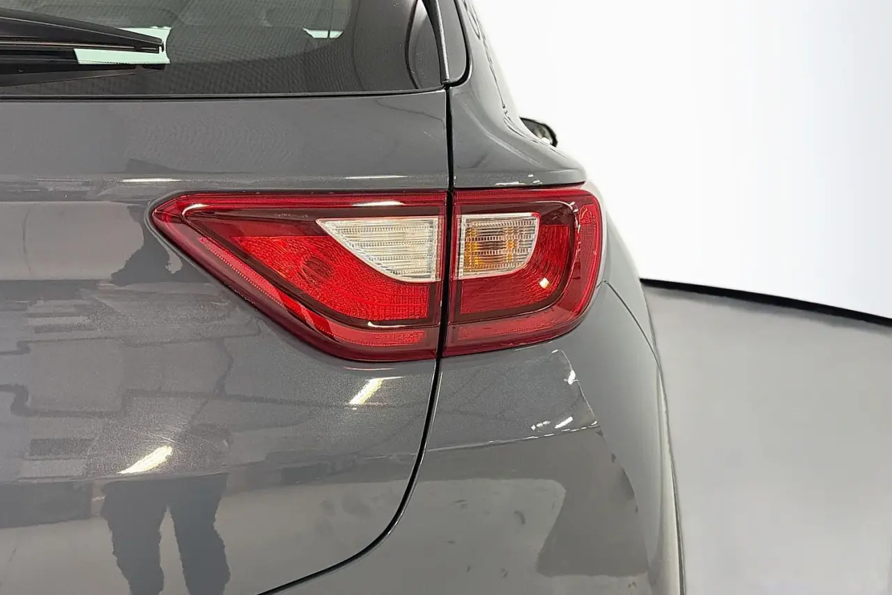 2021 Kia Stonic Gallery Image 9