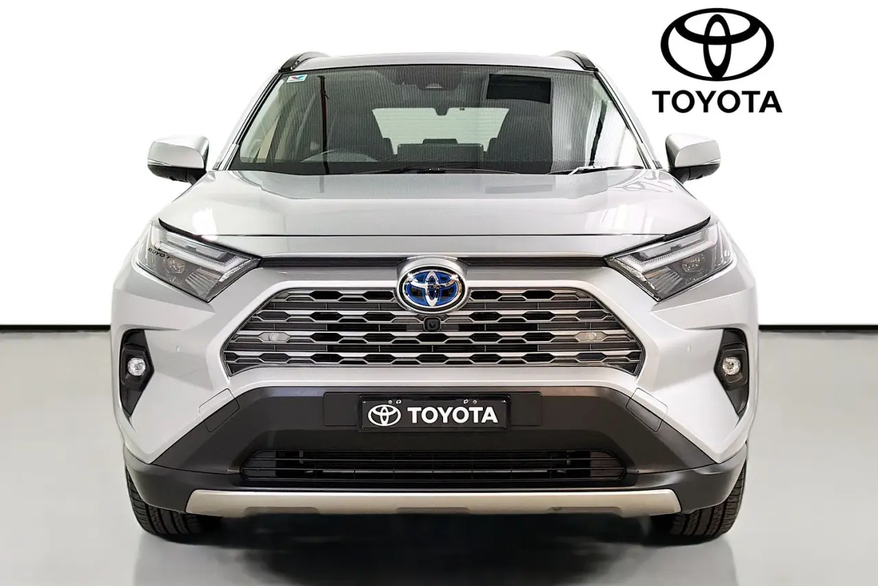 2024 Toyota RAV4 Gallery Image 2